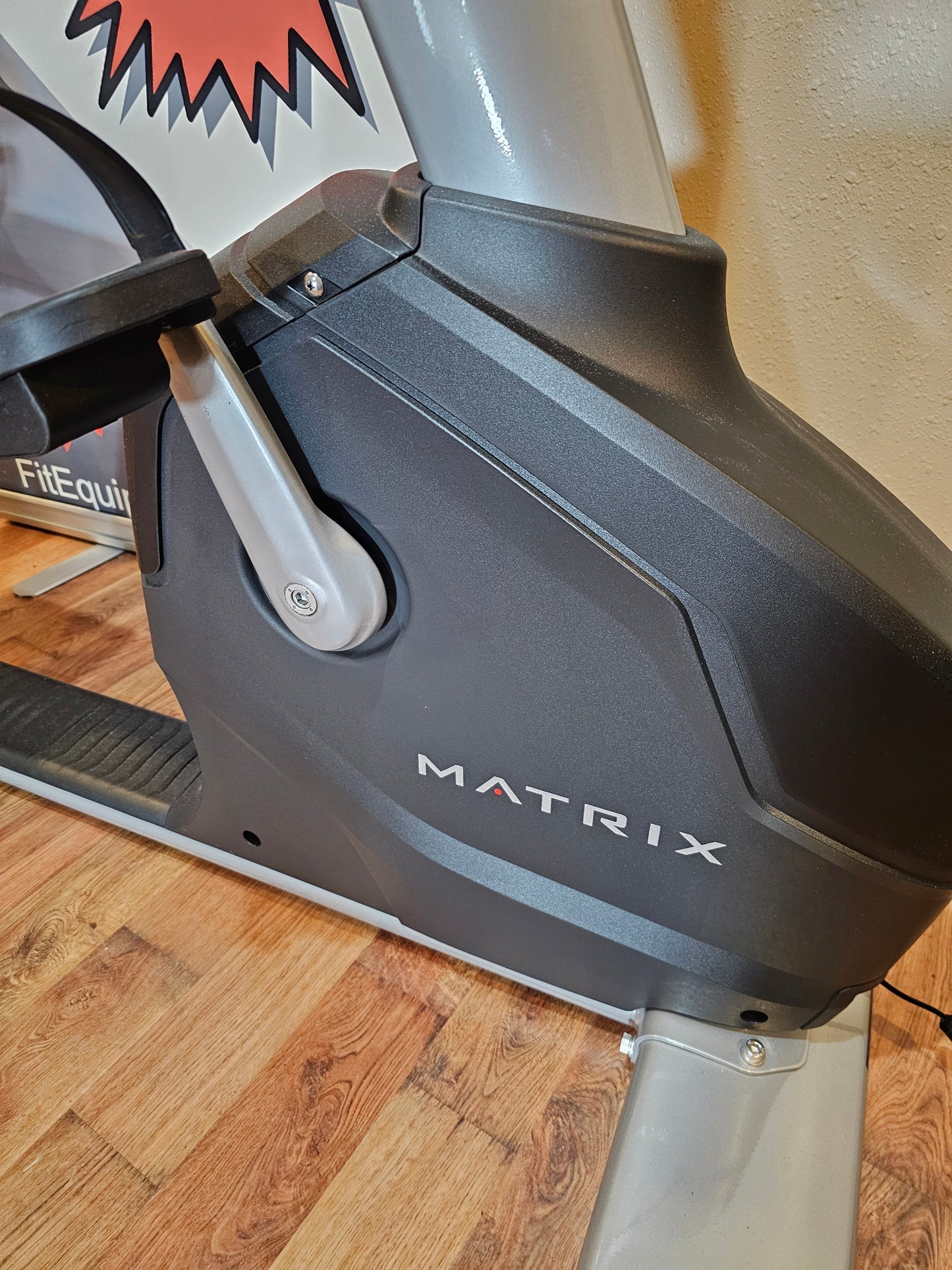 Matrix R1xe Recumbent Bike