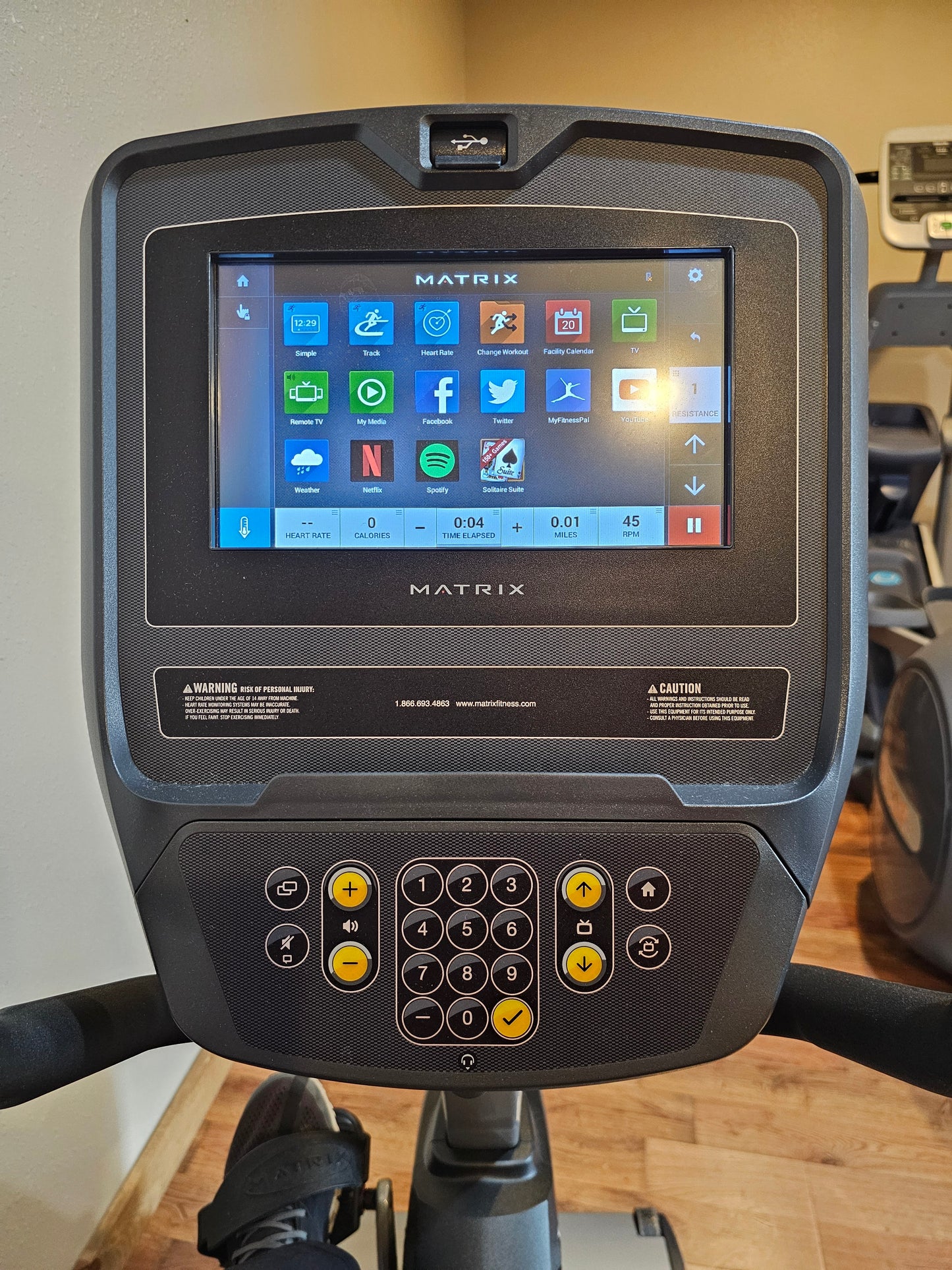 Matrix R1xe Recumbent Bike