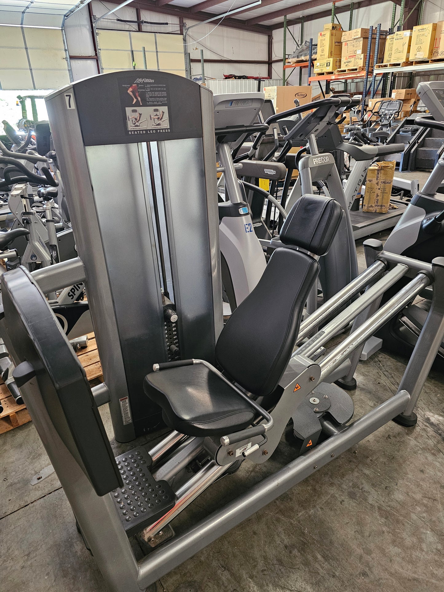 Life Fitness Seated Leg Press