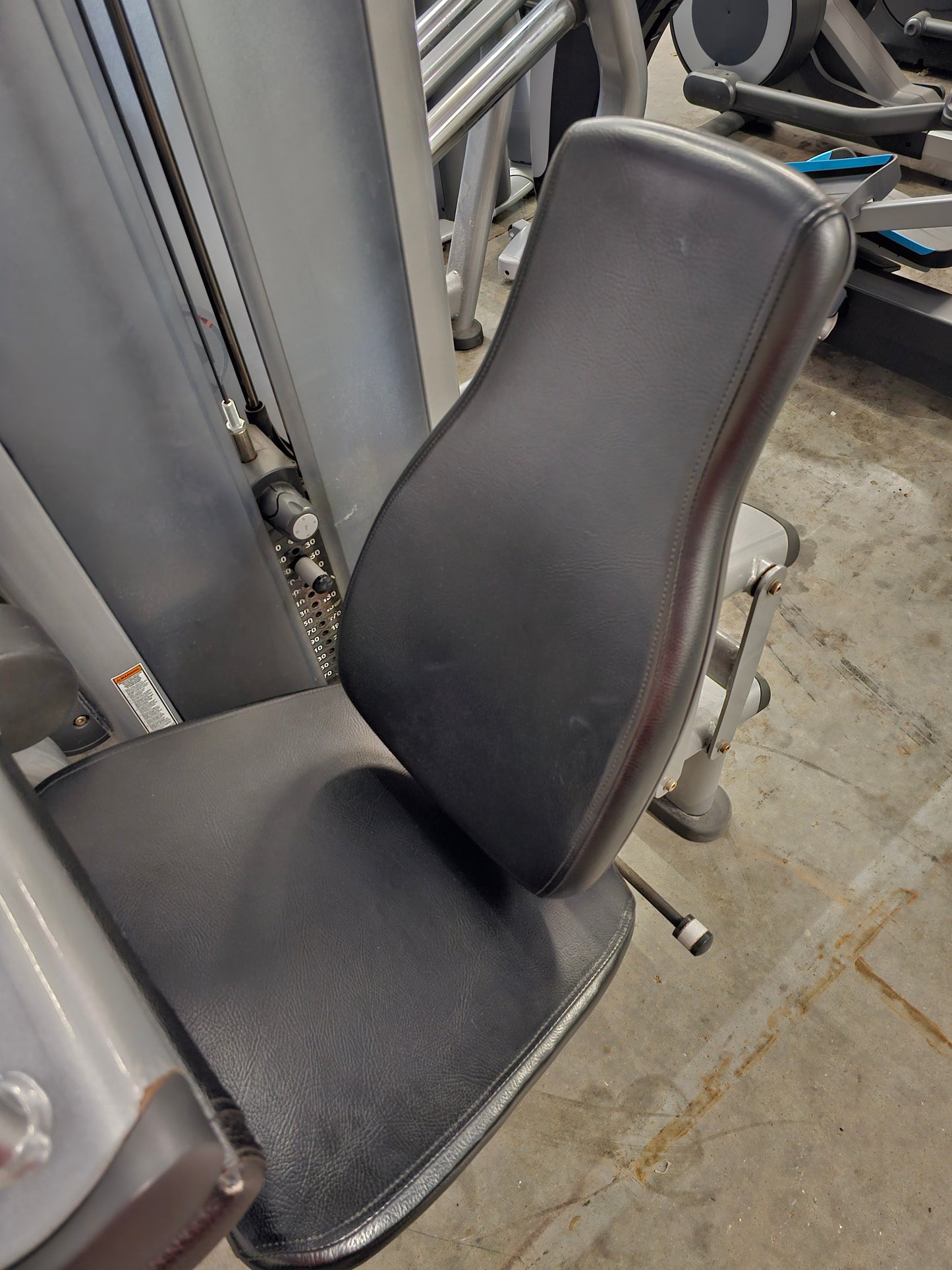 Life Fitness Seated Leg Curl