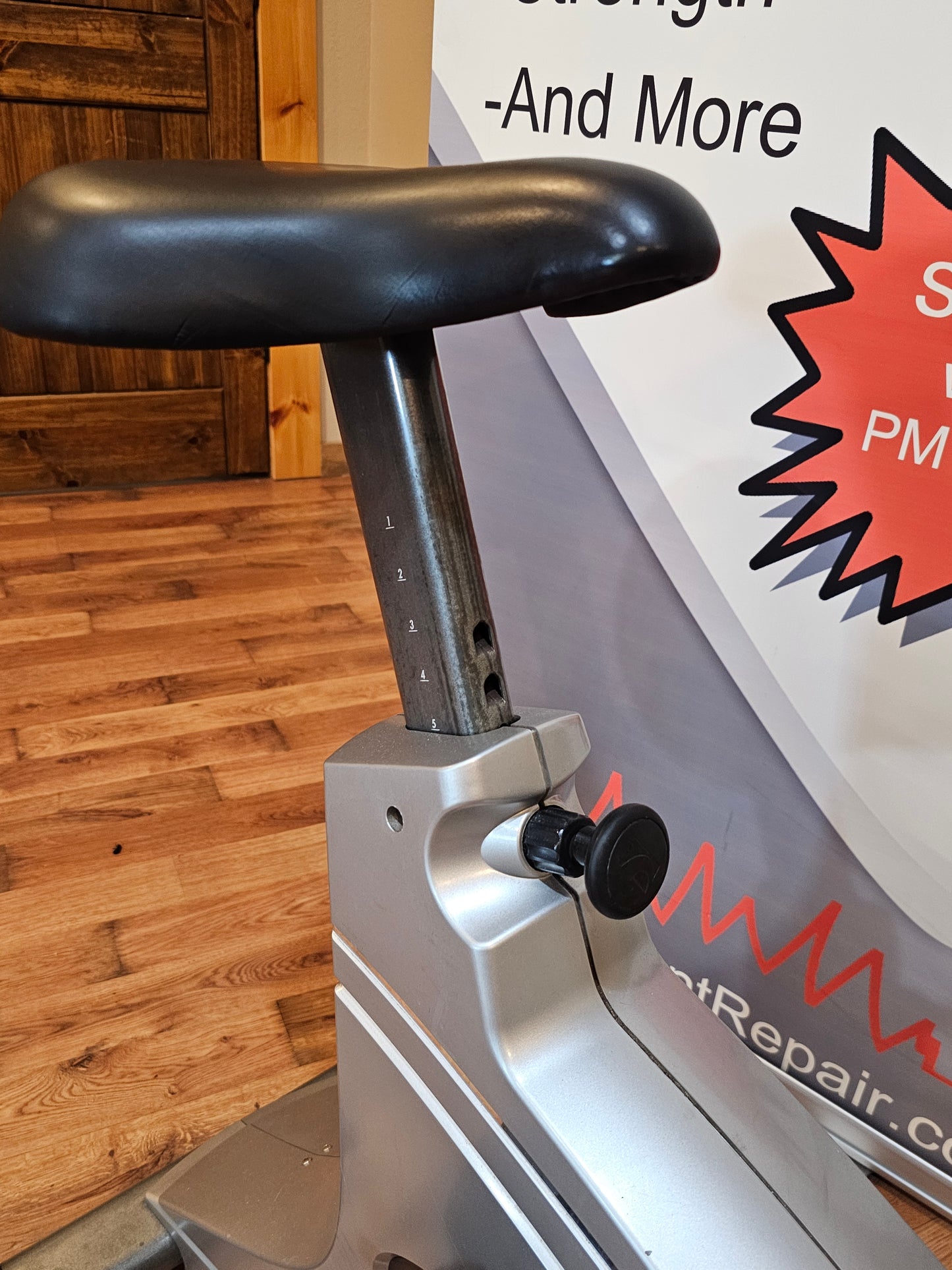 True Fitness Upright Bike