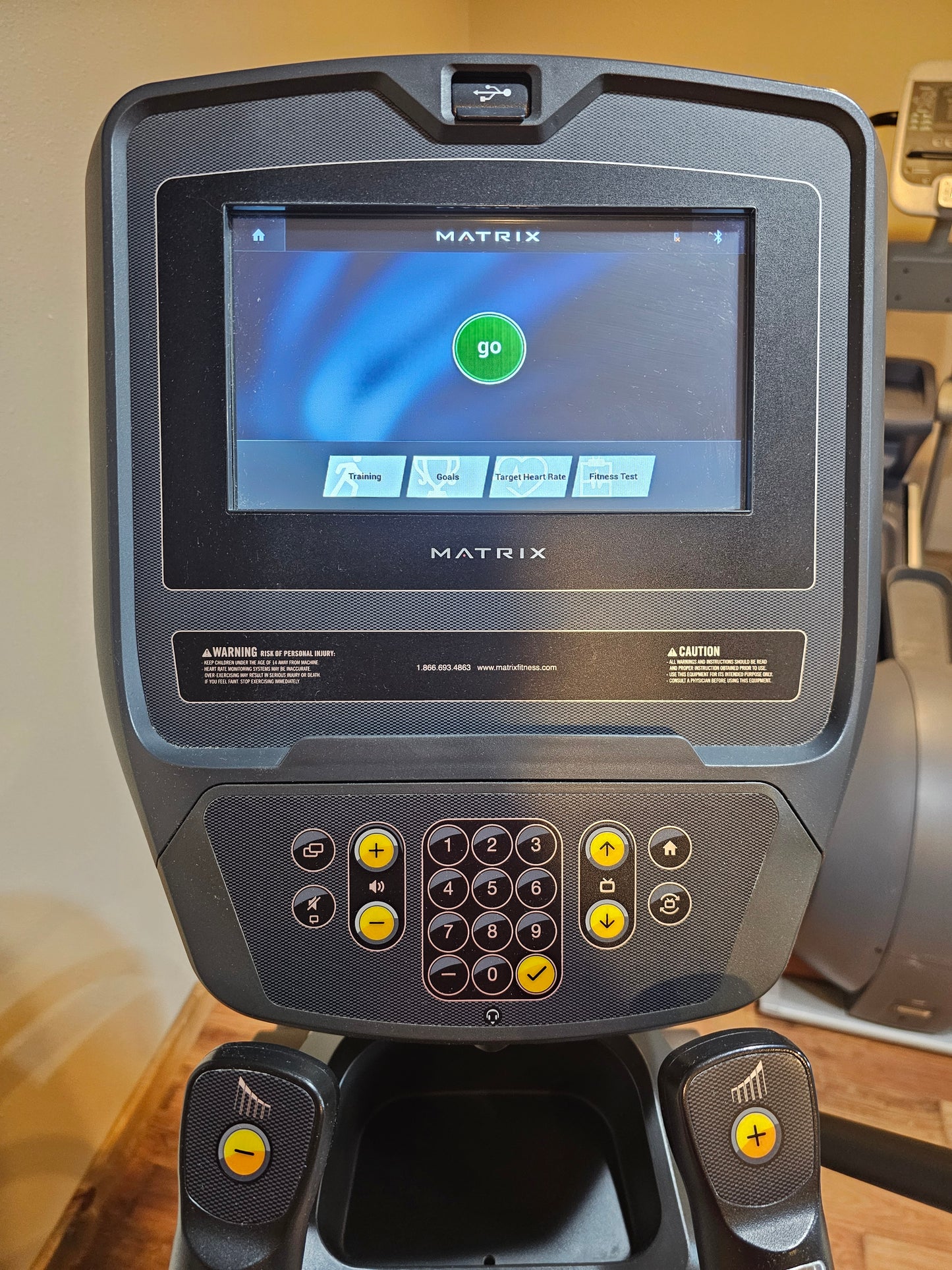 Matrix E1xe Suspension Elliptical