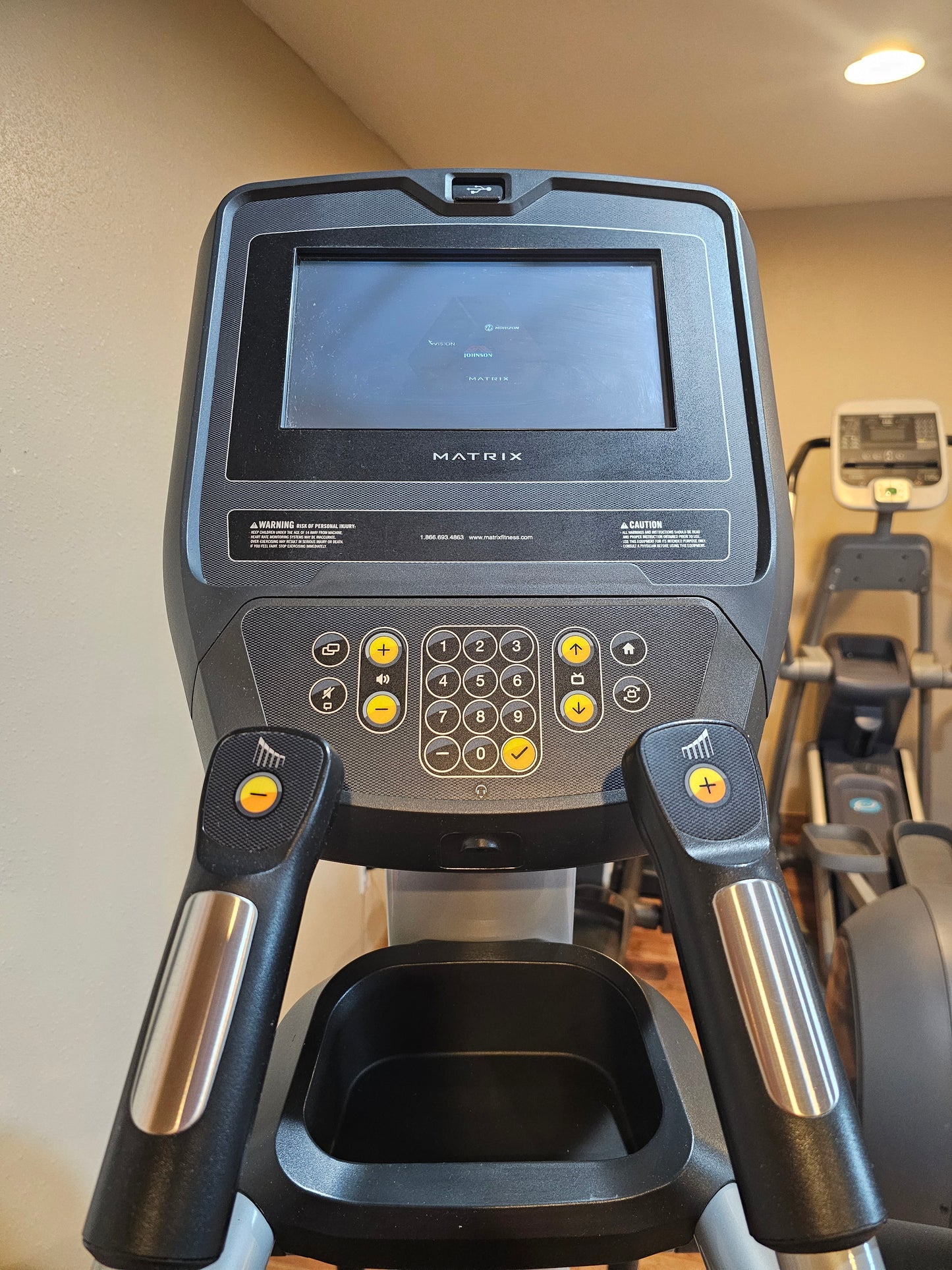 Matrix E1xe Suspension Elliptical