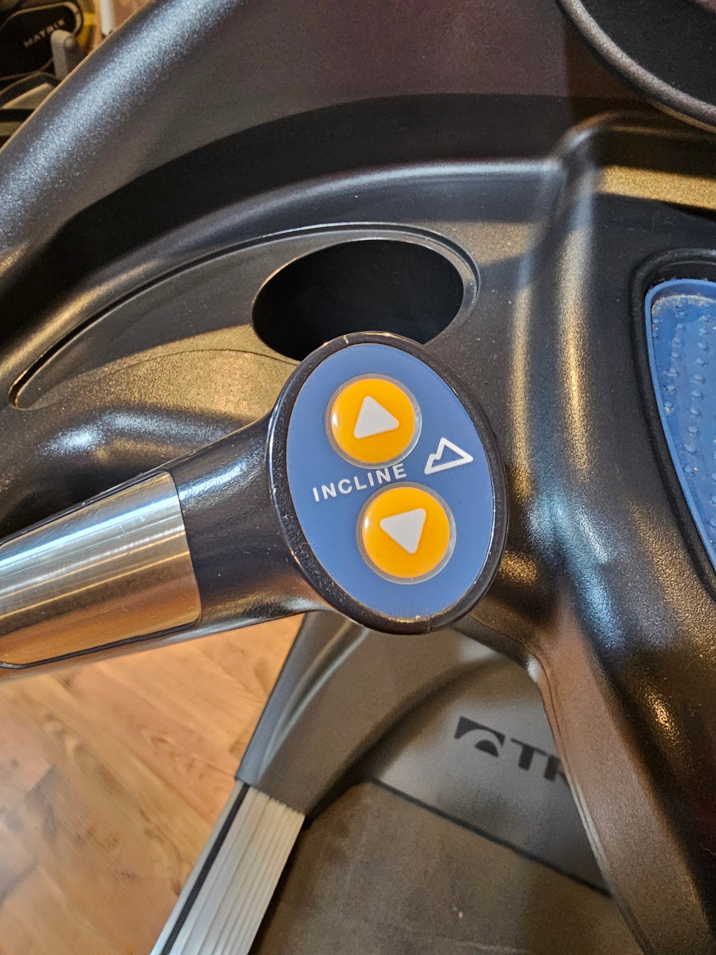 True CS900 Treadmill