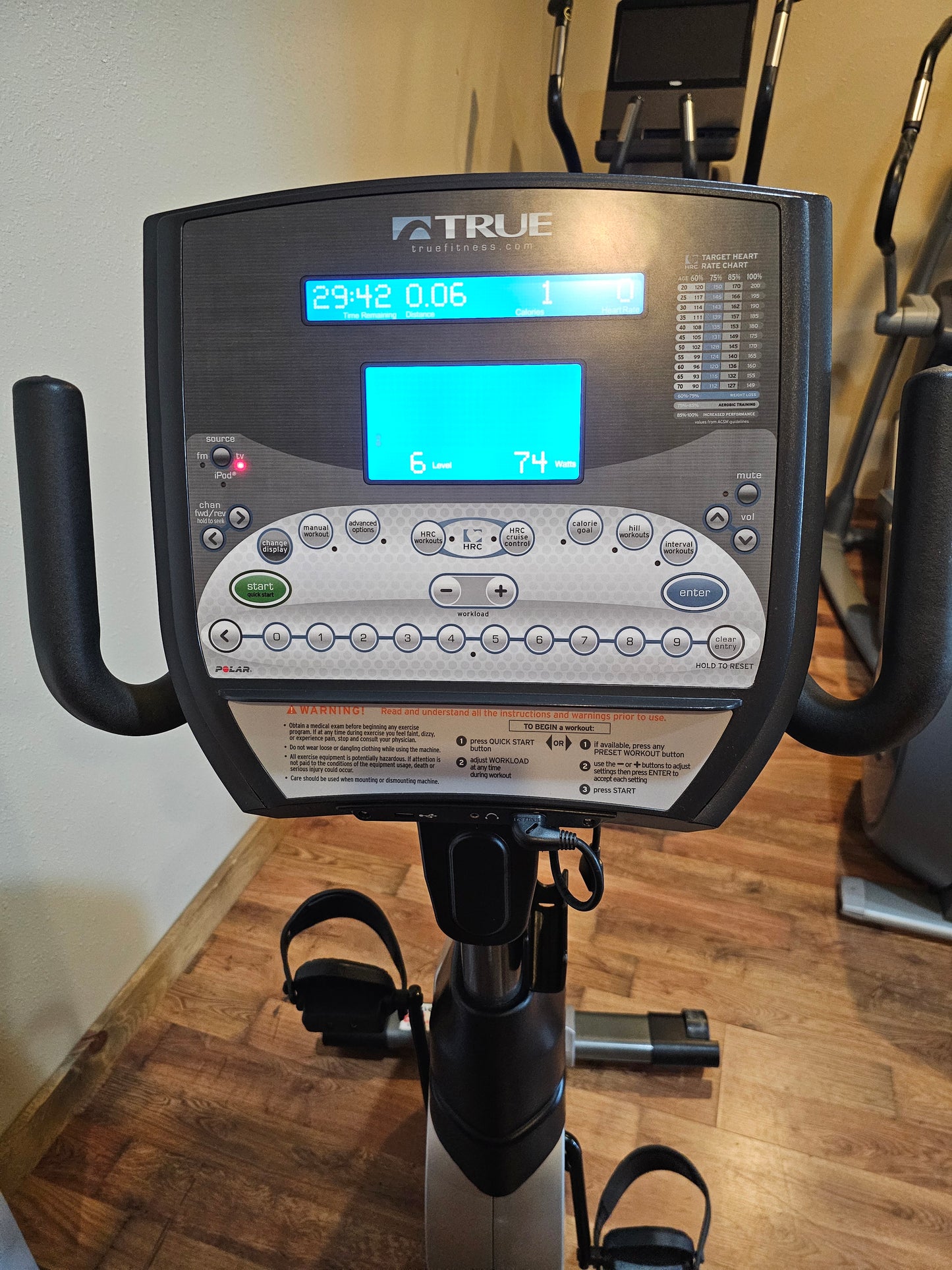True CS800 Recumbent Bike