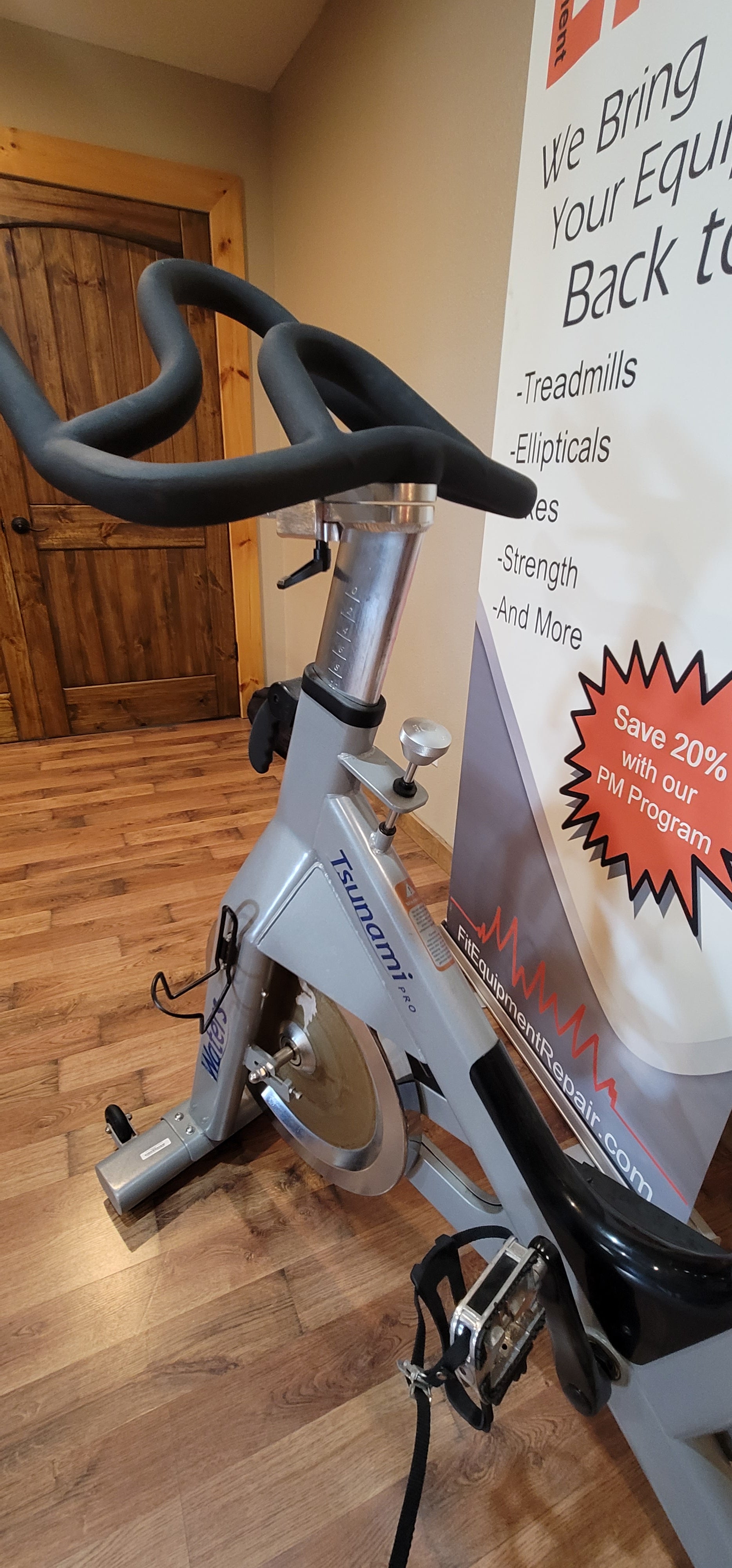 Spin bike with online programs