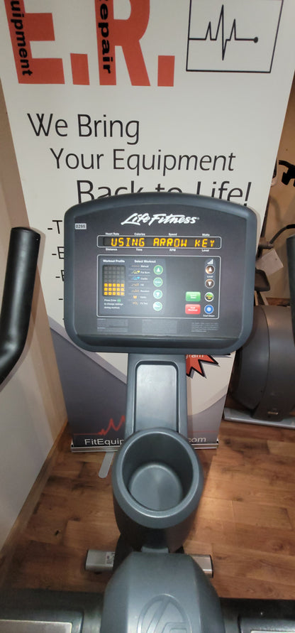 Life Fitness Activate Series Upright Bike