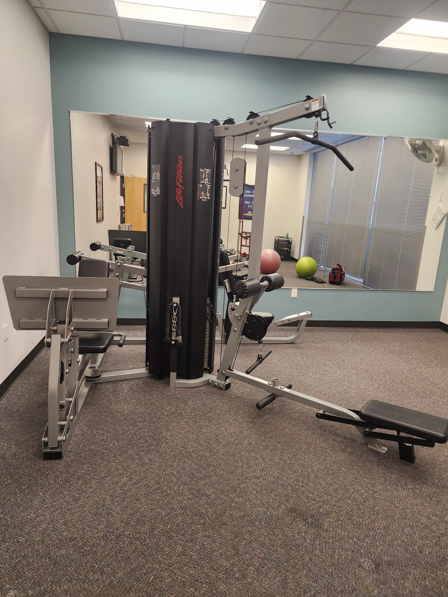 *PRICE DROP* Life Fitness F3 Multi-Gym