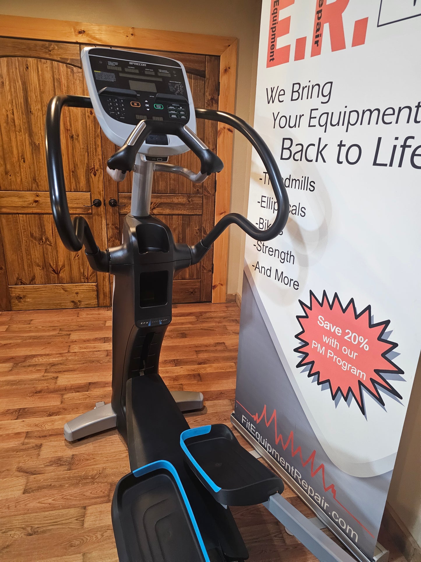 Precor 833 Elliptical