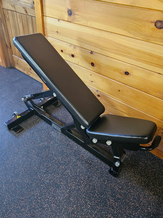 Hammer Strength Adjustable Bench