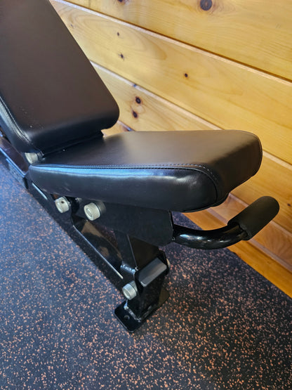 Hammer Strength Adjustable Bench